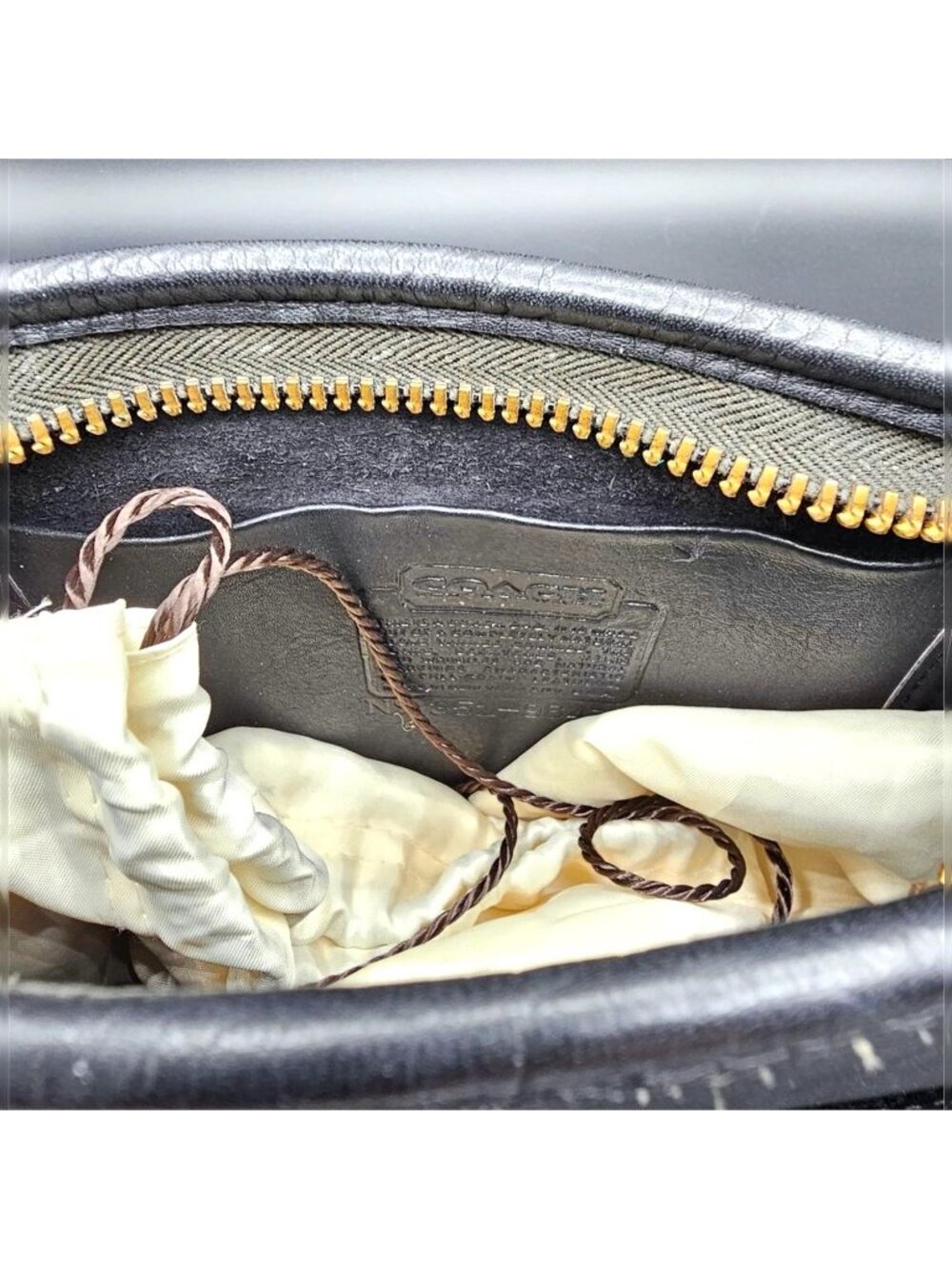 Vintage Coach Leatherware Black Leather Companion Crossbody Bag with Dust Bag - Picture 5 of 6